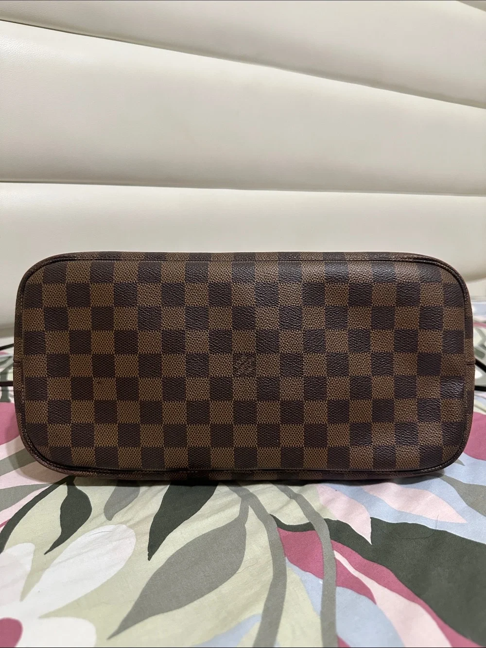 Louis Vuitton Damier Ebene Neverfull MM